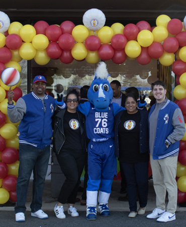 Dave's Hot Chicken Grand Opening Philadelphia